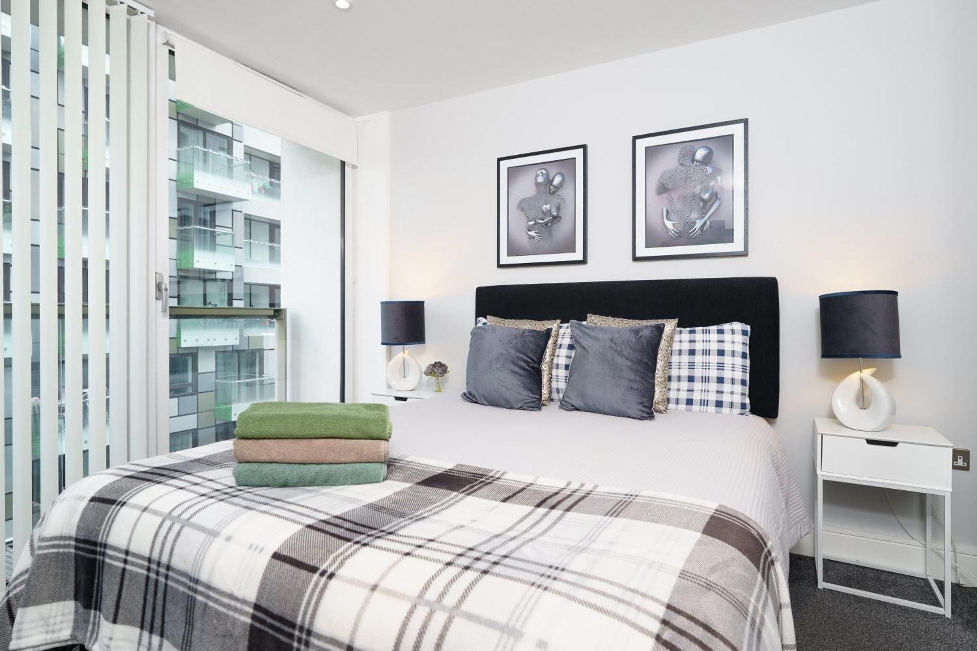 Cobalt Point 2 Apartment London Luaran gambar